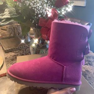 Ugg Bailey Bow- Pink